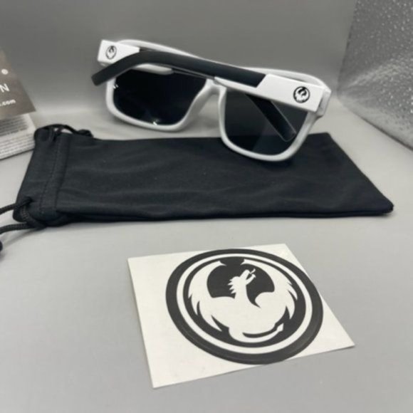 Two Dragon Brand sunglasses - Picture 7 of 7